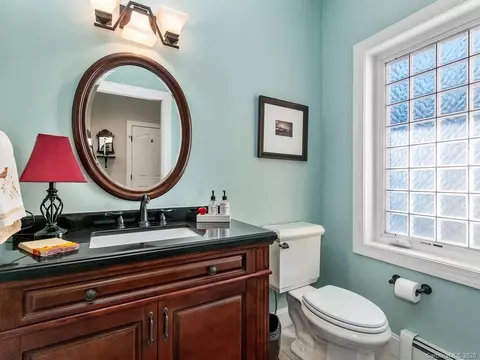 334 Summerset Dr, Clyde, NC 28721 photo 4