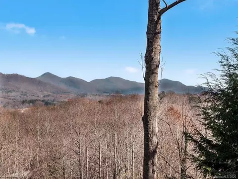 334 Summerset Dr, Clyde, NC 28721 photo 19