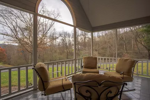 110 Doghobble Trl, Webster, NC 28788 photo 16