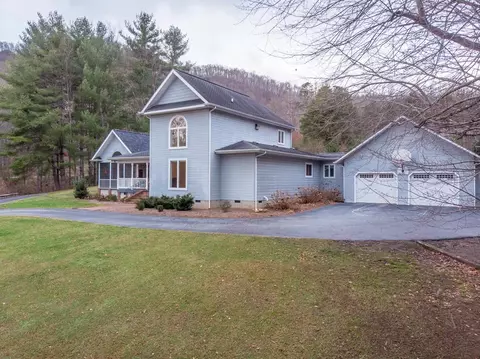 110 Doghobble Trl, Webster, NC 28788 photo 2