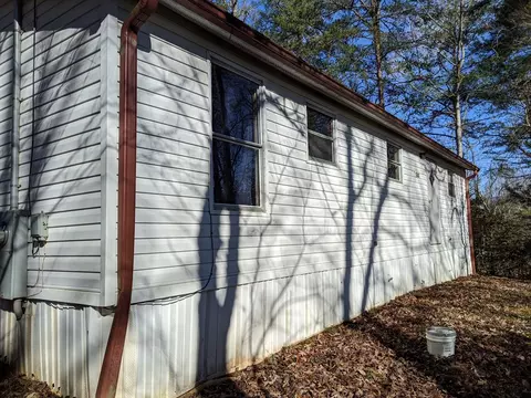 764 Lyle Downs Rd, Franklin, NC 28734 photo 2