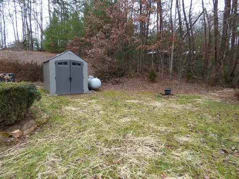 256 England Rdg, Sylva, NC 28779 photo 6