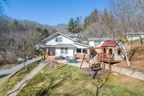 154 Monteith Branch Rd, Sylva, NC 28779 photo 1