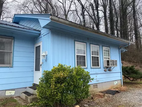 170 Dillardtown Rd, Sylva, NC 28779 photo 2