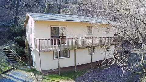 360 Slim Dillard Rd, Sylva, NC 28779 photo 3
