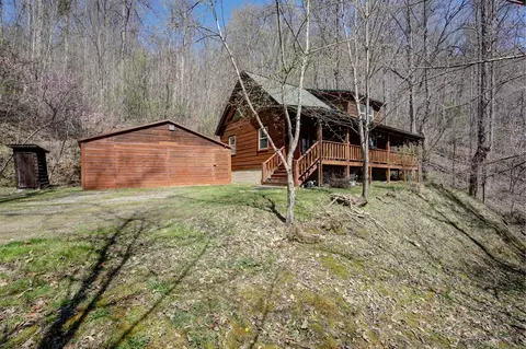 550 Timbuktu Rd, Sylva, NC 28779 photo 2