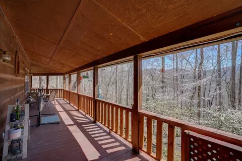 550 Timbuktu Rd, Sylva, NC 28779 photo 3