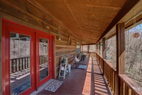 550 Timbuktu Rd, Sylva, NC 28779 photo 4