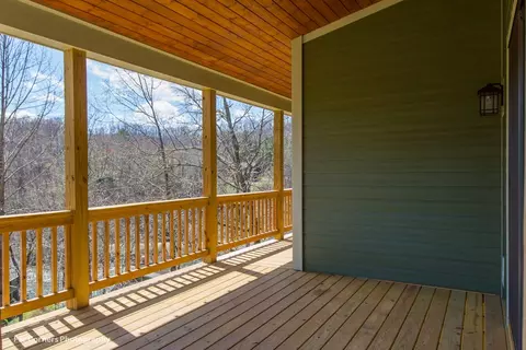 49 Copper Canopy Dr, Cullowhee, NC 28723 photo 3