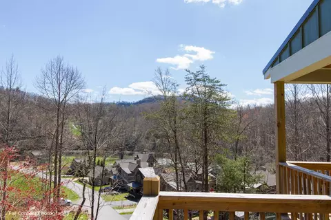 49 Copper Canopy Dr, Cullowhee, NC 28723 photo 4