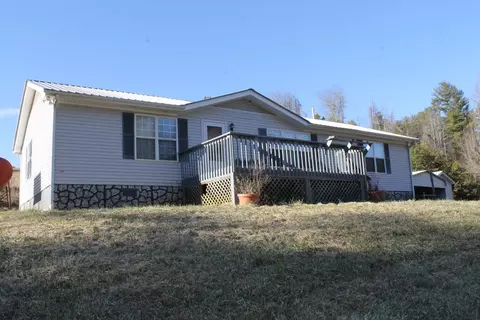 10 Forged Trl, Marshall, NC 28753 photo 1