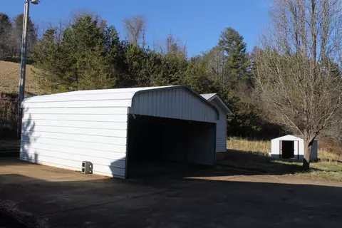 10 Forged Trl, Marshall, NC 28753 photo 7