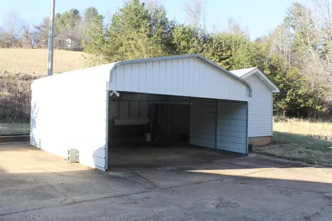 10 Forged Trl, Marshall, NC 28753 photo 6