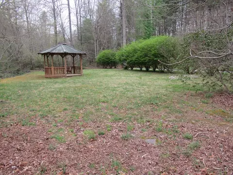 559 Benjamin Dr, Franklin, NC 28734 photo 34