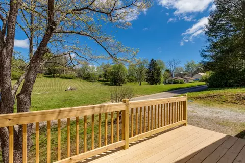 98 Spring St, Franklin, NC 28734 photo 5