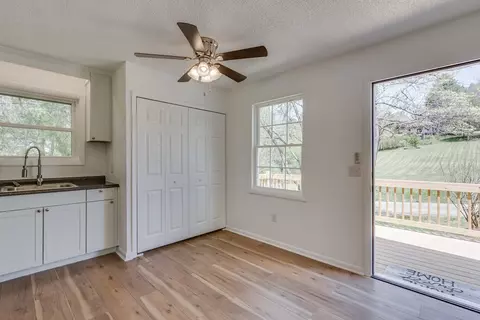 98 Spring St, Franklin, NC 28734 photo 10