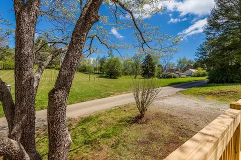98 Spring St, Franklin, NC 28734 photo 7