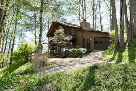 155 Christopher Ln, Sylva, NC 28779 photo 1
