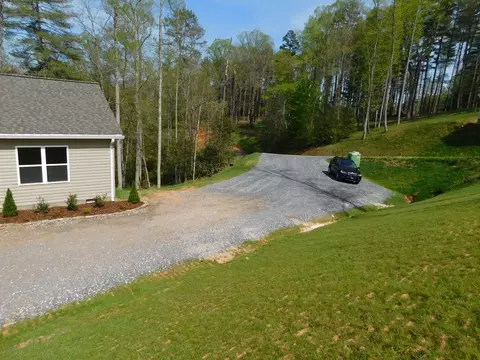101 Olive Branch Rd, Sylva, NC 28779 photo 3