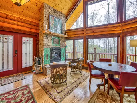 110 Dolan Ln, Clyde, NC 28721 photo 7