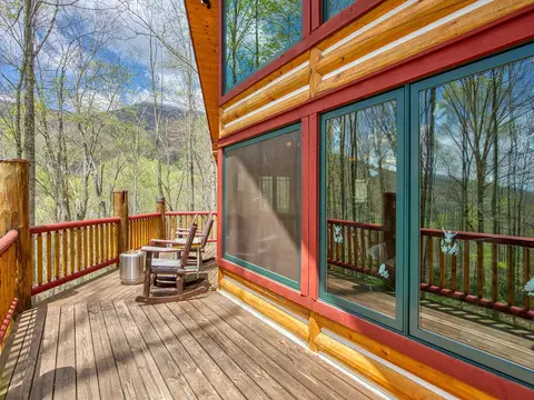 110 Dolan Ln, Clyde, NC 28721 photo 5