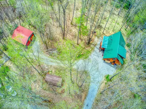 110 Dolan Ln, Clyde, NC 28721 photo 3