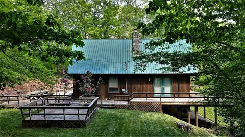 145 Travis, Cullowhee, NC 28723 photo 5