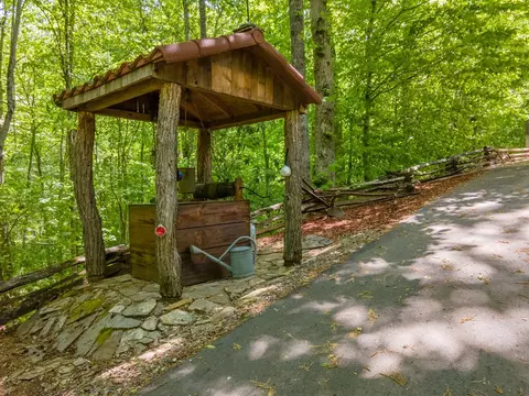 64 Perry Rd, Franklin, NC 28734 photo 48