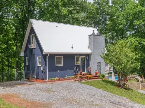 260 Chalet Hl, Sylva, NC 28779 photo 3