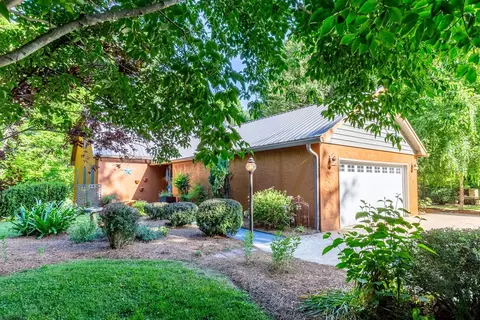 268 Second Ave, Sylva, NC 28779 photo 3