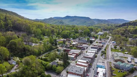 268 Second Ave, Sylva, NC 28779 photo 59