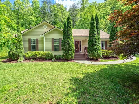 437 Wake Robin Dr, Cullowhee, NC 28723 photo 1