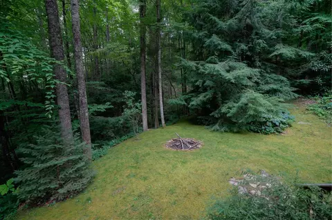 98 Candlelight Dr, Sylva, NC 28779 photo 4