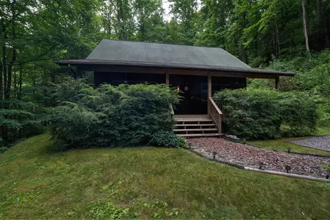 98 Candlelight Dr, Sylva, NC 28779 photo 3