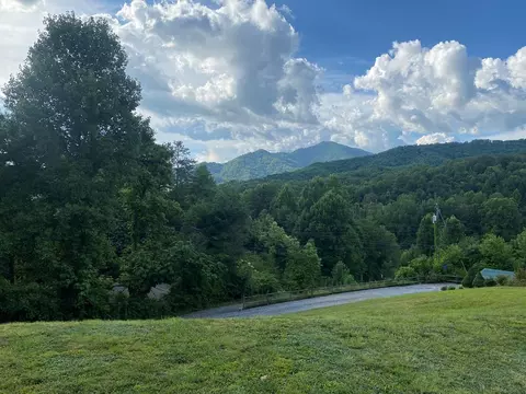 99 Chapel View Dr, Sylva, NC 28779 photo 1