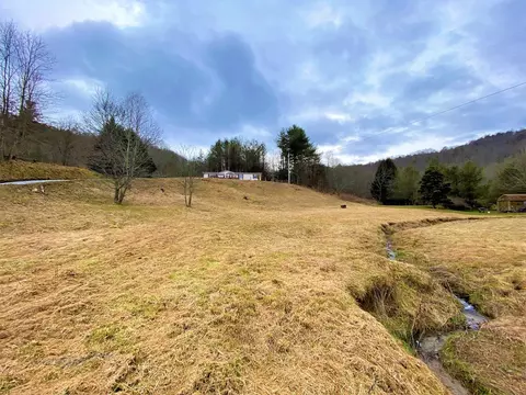 36 Triangle Rd, Tuckasegee, NC 28783 photo 9