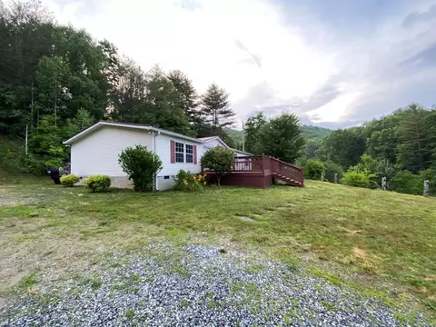 36 Triangle Rd, Tuckasegee, NC 28783 photo 46