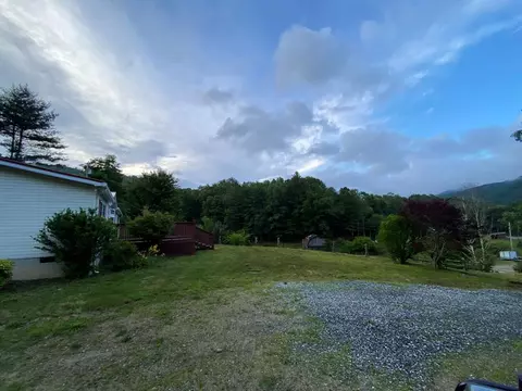 36 Triangle Rd, Tuckasegee, NC 28783 photo 44