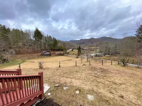 36 Triangle Rd, Tuckasegee, NC 28783 photo 17