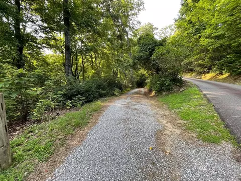 717 Deep Gap Rd, Sylva, NC 28779 photo 46