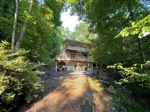 717 Deep Gap Rd, Sylva, NC 28779 photo 2