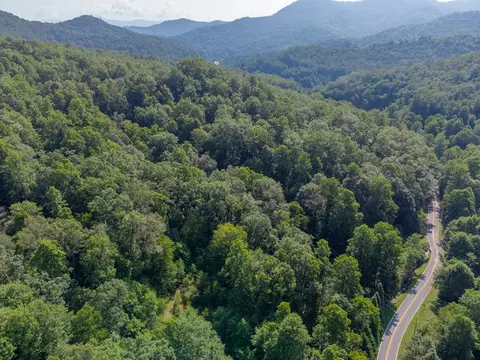 424 Bettys Creek Rd, Sylva, NC 28779 photo 17