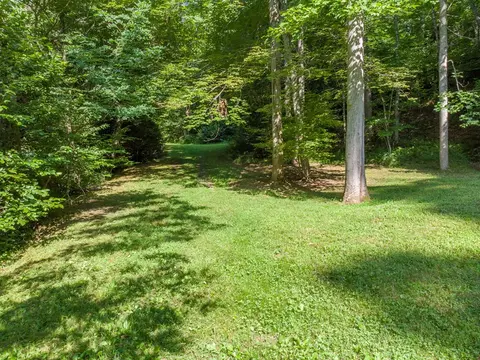 424 Bettys Creek Rd, Sylva, NC 28779 photo 24