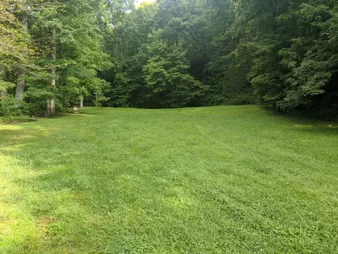 424 Bettys Creek Rd, Sylva, NC 28779 photo 2