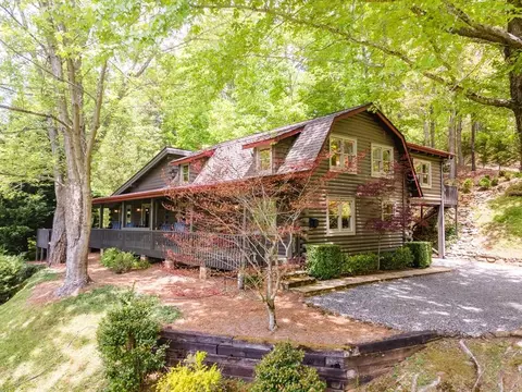 303 Leafstone Cir, Sylva, NC 28779 photo 1