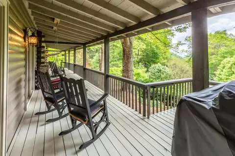 303 Leafstone Cir, Sylva, NC 28779 photo 4
