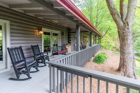 303 Leafstone Cir, Sylva, NC 28779 photo 2