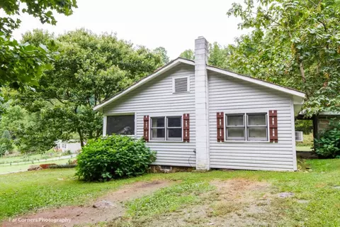 863 Buff Creek Rd, Sylva, NC 28779 photo 3