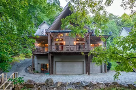 820 Dillard Rd, Sylva, NC 28779 photo 3