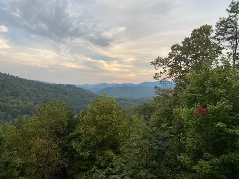 499 Match Pt, Sylva, NC 28779 photo 3